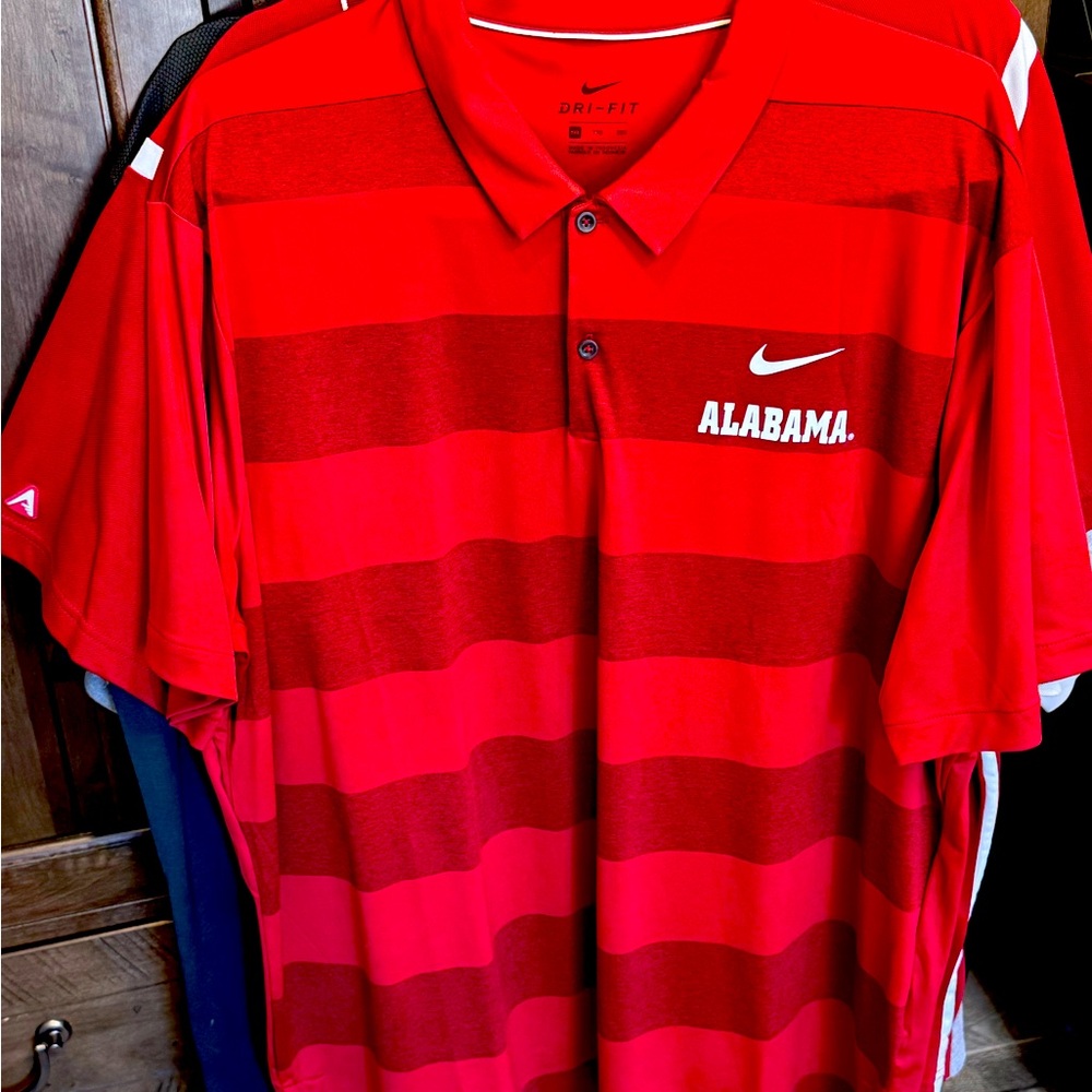 Nike Alabama men’s polos. Size XL